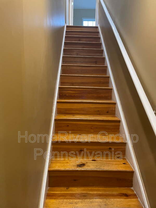 Foto del edificio - 3856 Fairmount Ave