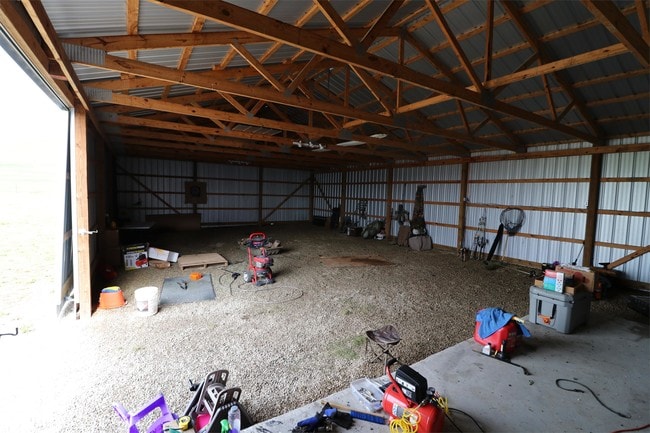 Building Photo - 12194 Clarks Creek Rd