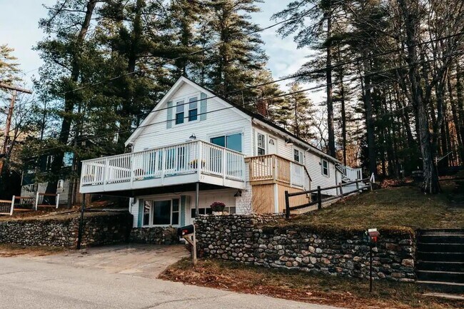 Foto del edificio - 97 Webster Ave