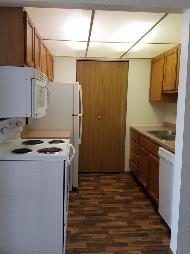 Cocinas renovadas con todos los electrodomésticos - Cedar Park Apartments