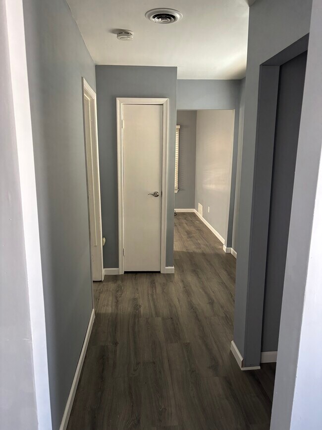 Foto del edificio - 1170 Gershal Ave