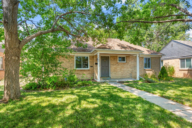 Photo - 1663 Poplar St