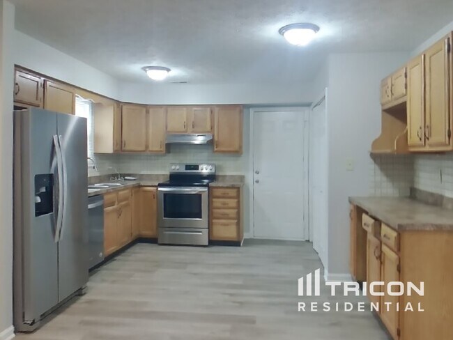 Foto del edificio - 5220 Tamarisk Ct
