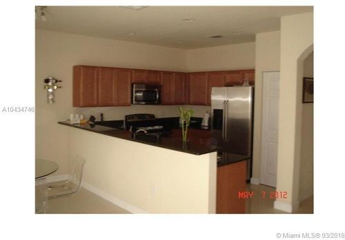 Building Photo - 11220 NW 43rd Terrace