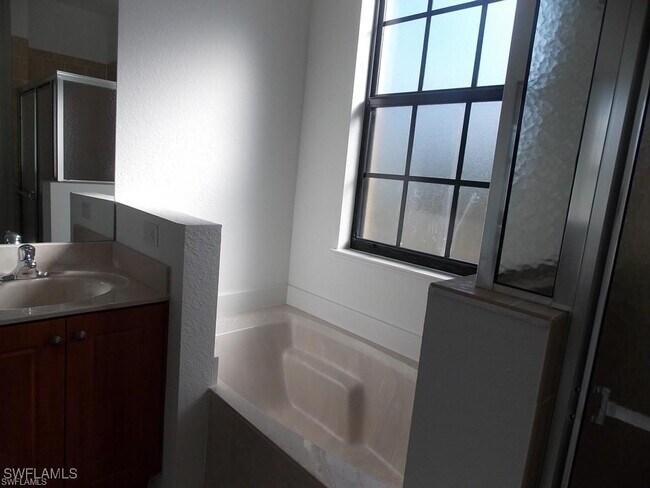Building Photo - 7376 Bristol Cir