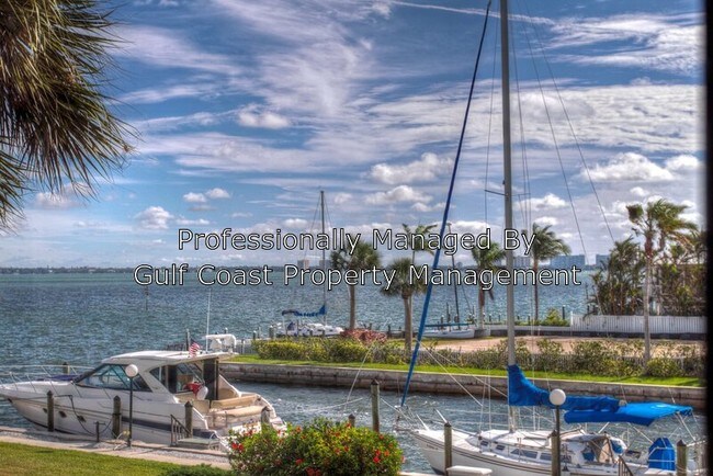 Building Photo - 448 Gulf of Mexico Dr
