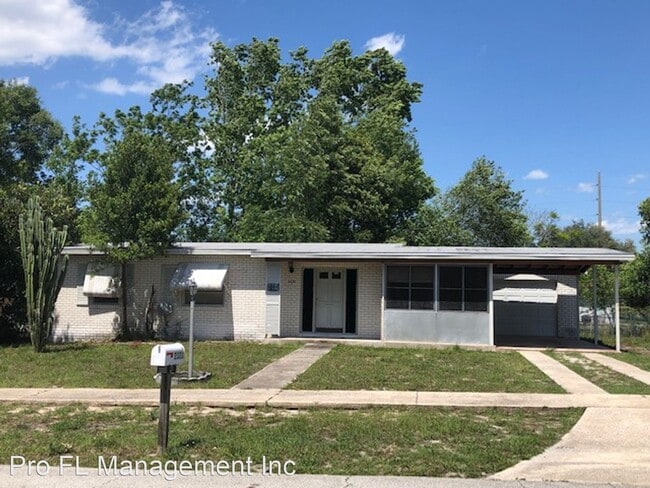 Building Photo - 3 br, 1 bath House - 2331 Hadley St