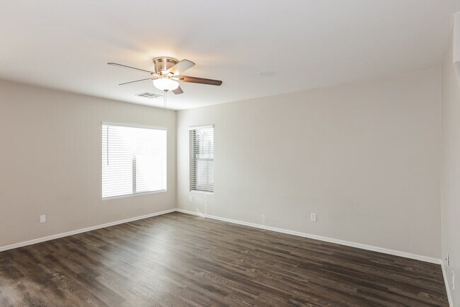Foto del edificio - 16761 W Maricopa St