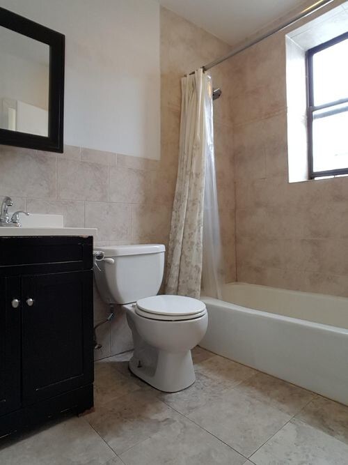 Foto del edificio - 586 Union St