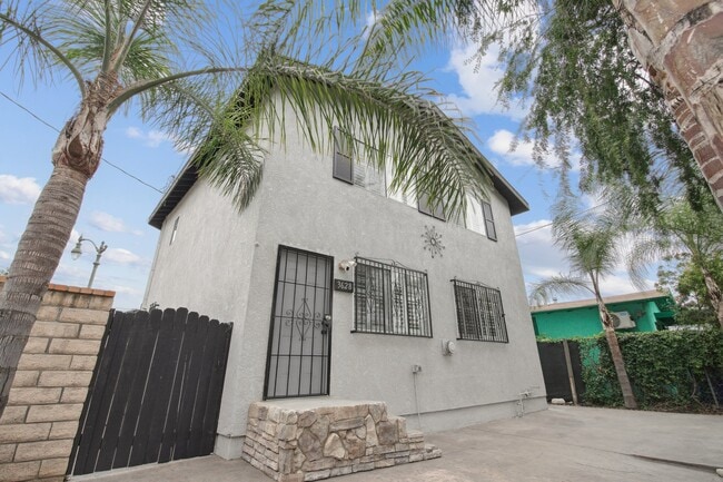 Building Photo - 3628 Arroyo Seco Ave