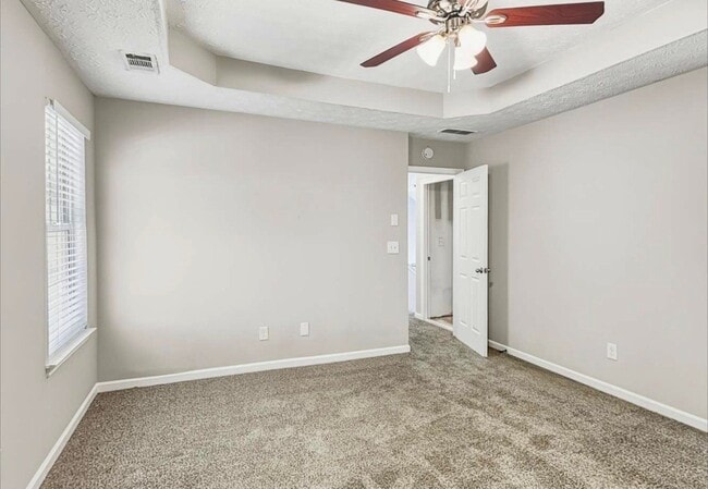 Building Photo - 227 Wingfoot Pl