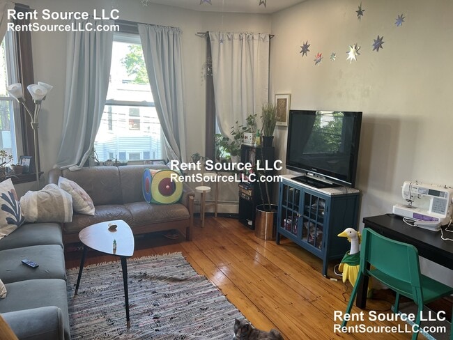 Building Photo - 31 Tremont St