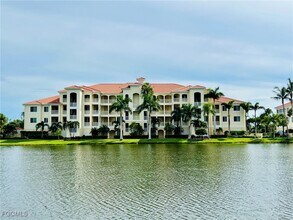 Building Photo - 20061 Sanibel View Cir
