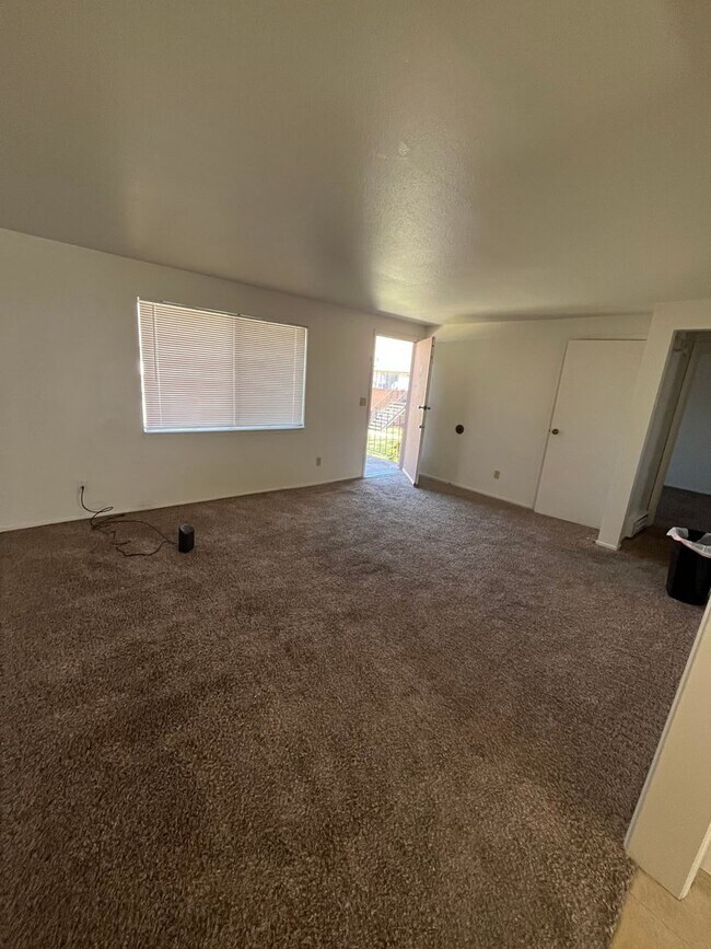 Foto del edificio - Binning Spring