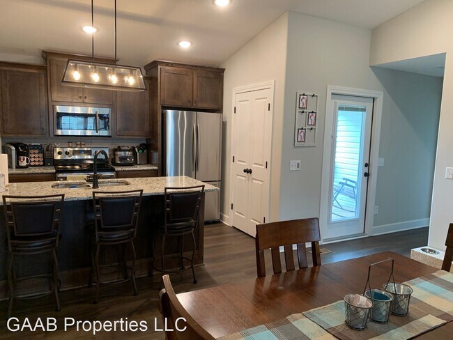 Building Photo - 2 br, 2 bath House - 3209 Sheffield Lane