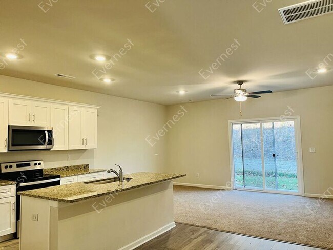 Building Photo - 302 Seidov Cobb Way