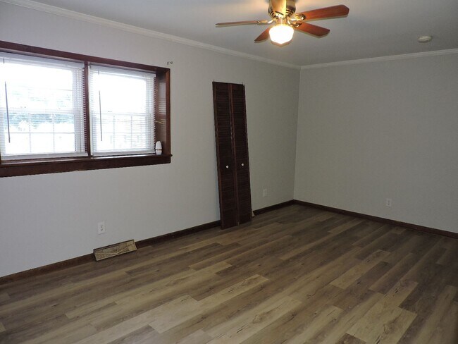 Foto del edificio - 7205 Bray Rd