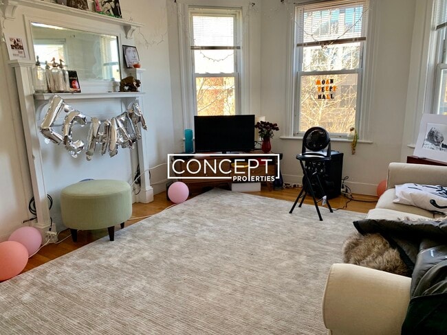 Building Photo - 530 Cambridge St