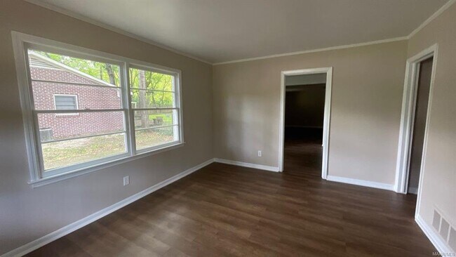 Foto del edificio - 1728 Robison Hill Rd