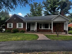 Building Photo - 607 Southview Dr