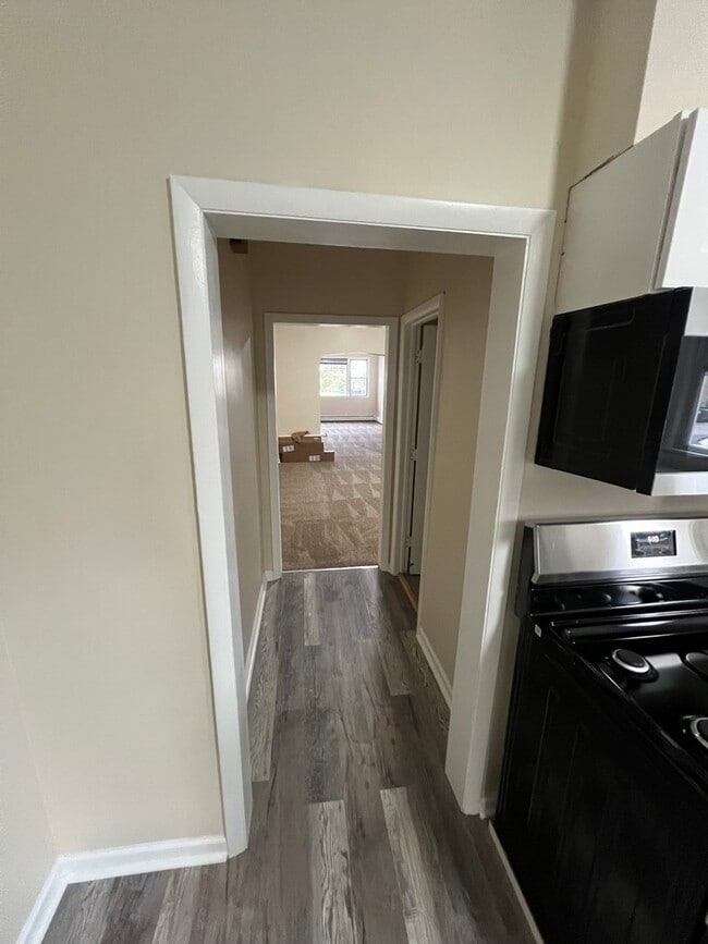 Building Photo - 3122 Oak Park Ave