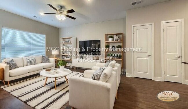 Foto del edificio - 2 Bedroom Luxury Apartment in the Northland of KCMO