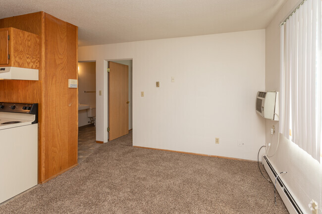 1BR, 1BA - 689 SF - Picasso Square