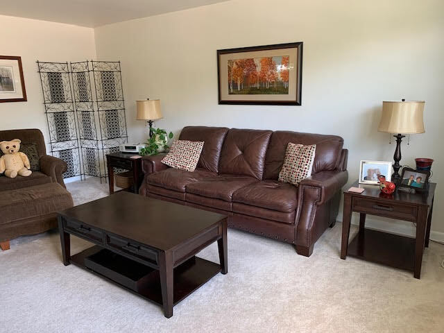 Foto del edificio - 302 S Lemon St