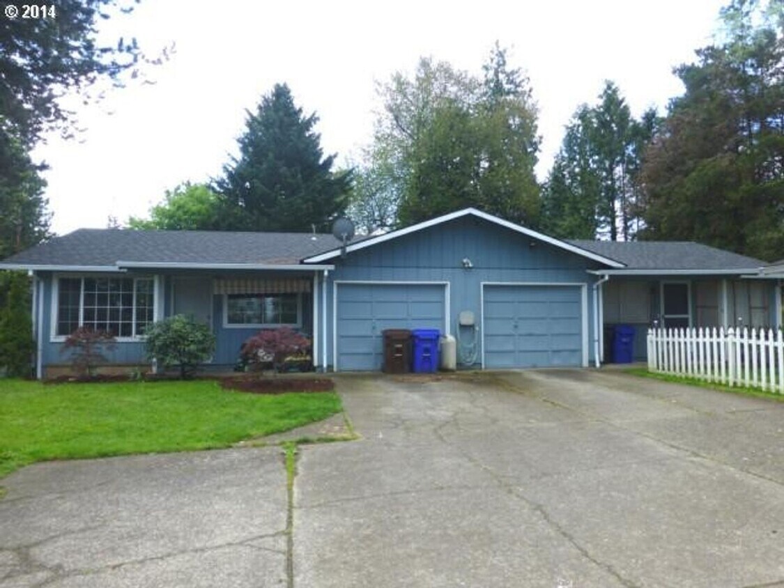 520 Depot St Unit 520, Fairview, OR 97024 Room for Rent in Fairview
