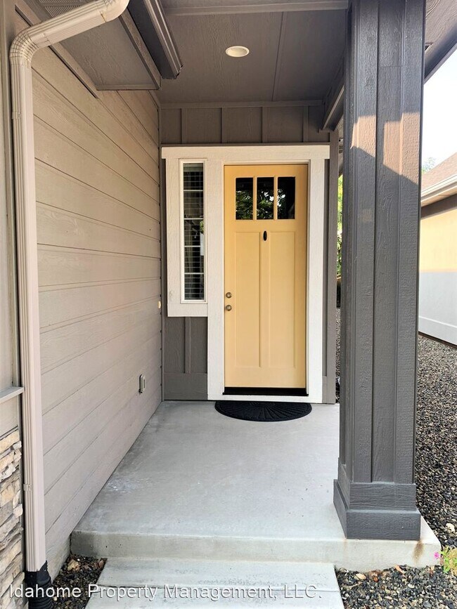 Foto del edificio - 2 br, 2 bath House - 2624 E Decameron Lane
