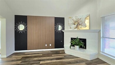 Building Photo - 6229 St Leonard Dr