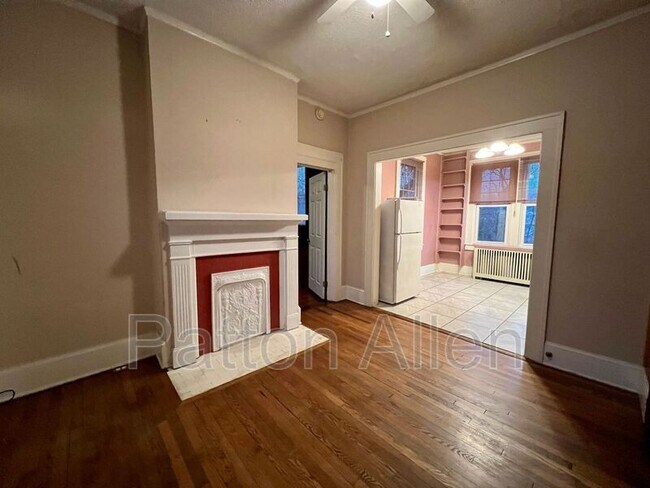 Foto del edificio - 130 Edwin Pl