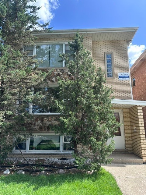 Building Photo - 6045 S Keating Ave