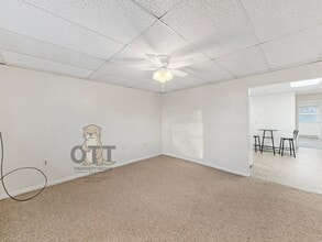 Building Photo - 301 N Julian St
