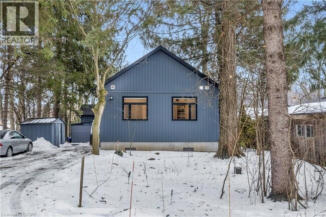 Building Photo - 21 Cottage Ln
