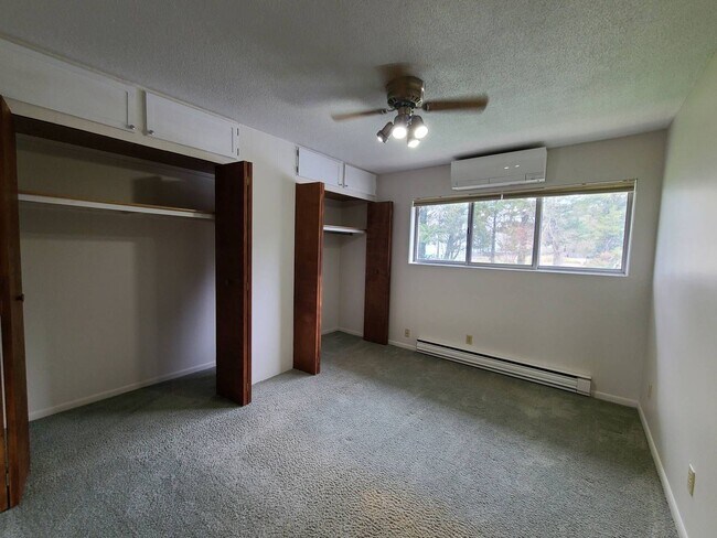 Foto del edificio - Two Bedroom Condo on Lake Michigan in Stev...