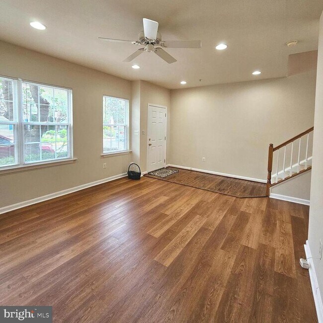 Foto del edificio - 5431 Cheyenne Knoll Pl