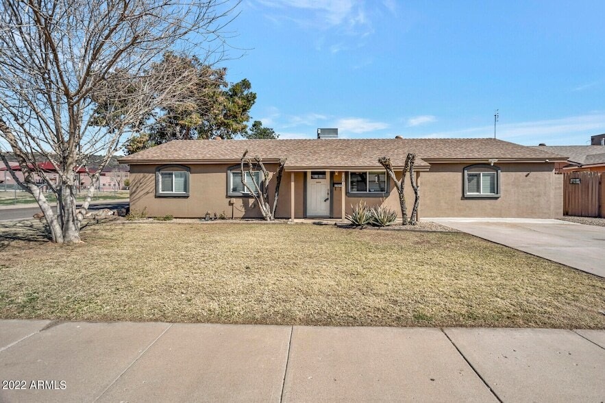 Primary Photo - 13049 N 18th Dr