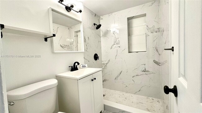 Foto del edificio - 3670 SW 10th St