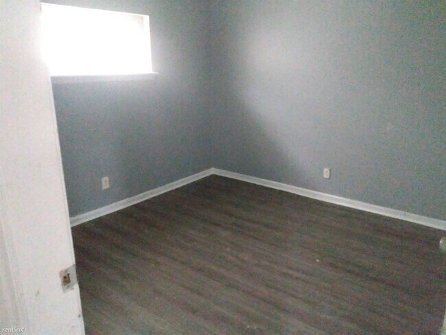Building Photo - 2 br, 1 bath Duplex - 4018 Fagan Street Un...