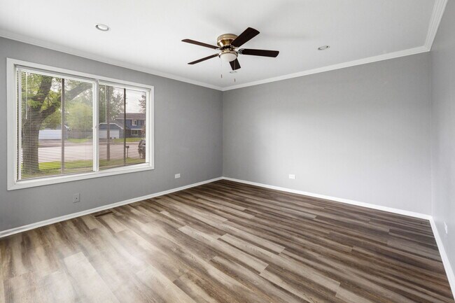 Foto del edificio - 3060 Winchester Ct W