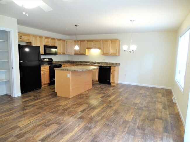 Foto del edificio - 247 Wildflower Dr