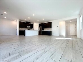 Building Photo - 839 Nova Heights St