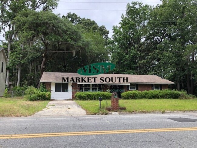 Foto del edificio - Convenient Southside Location