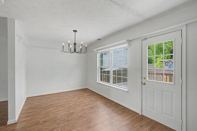 Foto del edificio - Beautiful home you won't want to miss!