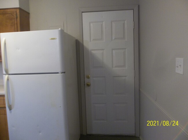 Kitchen - 101 Bogil Rd