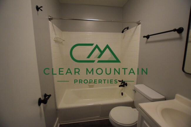 Building Photo - Move-in Special! Limited-Time Leasing Offer