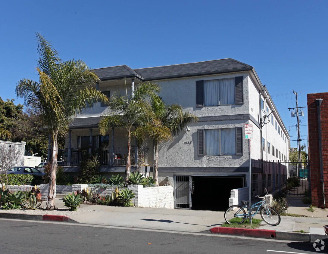 Building Photo - 1543 10th St