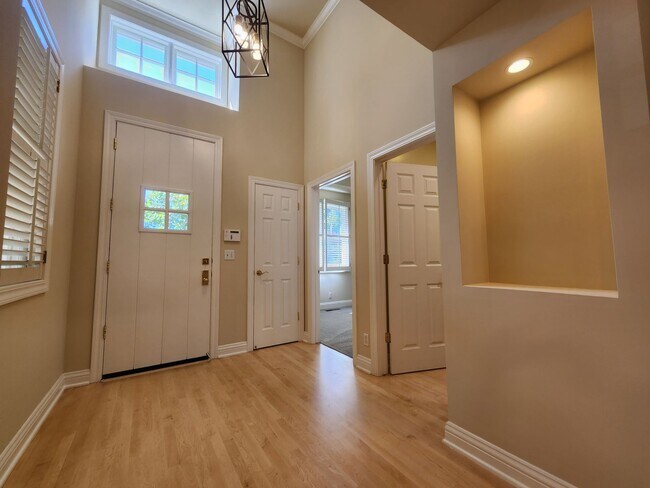 Foto del edificio - Luxury 4 bedroom/3 bathroom home in Menlo ...