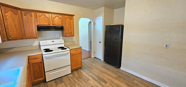 Building Photo - Mid-Centry Bungalow Home in Titusville Flo...